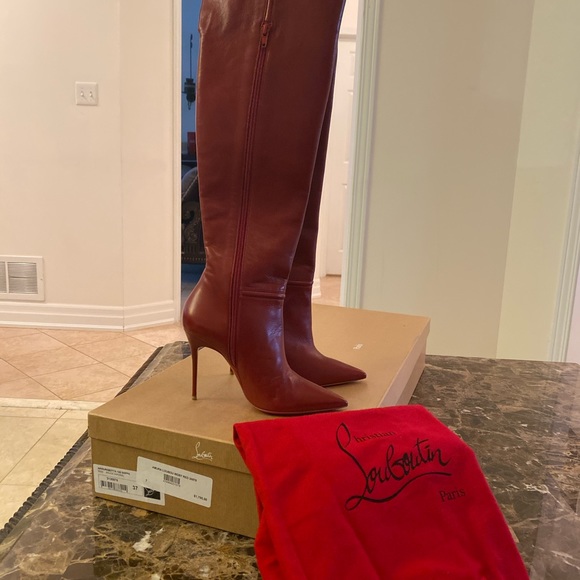 Christian Louboutin
Red  Leather Amura Pointed-toe - Picture 3 of 6